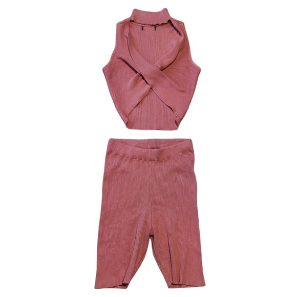 NWT Almost Famous orange two-piece cut out top and shorts set, size medium - Picture 2 of 12